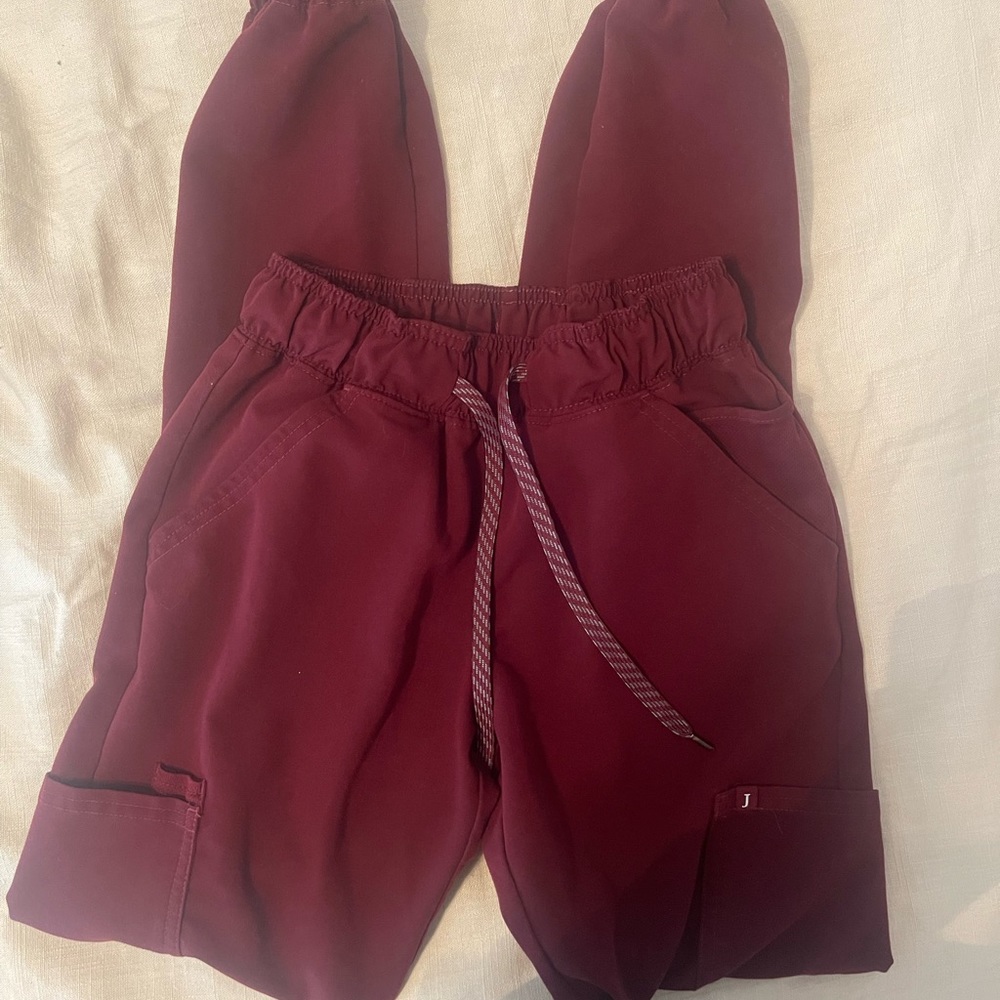 Jaanuu Mesh-Enhanced Scrub Jogger